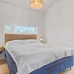 Semesterbostad 3 Bedroom Cozy In *