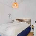 3 Bedroom Cozy In Semesterbostad Gilleleje