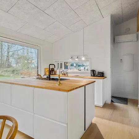 Beautiful In With Kitchen