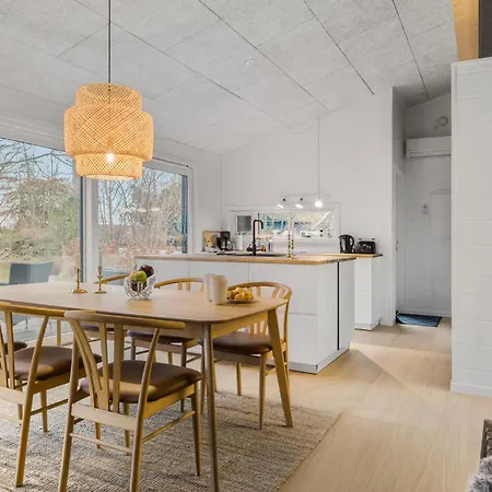 3 Bedroom Cozy In * Gilleleje