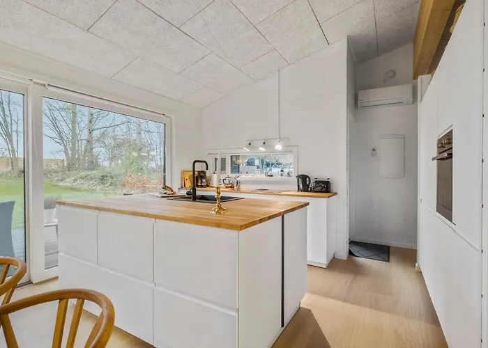 3 Bedroom Cozy In