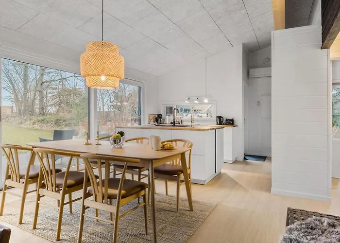 3 Bedroom Cozy In * Gilleleje